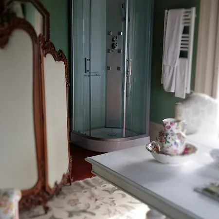 ゲストハウス The Romantic Suites & Garden (adults Only) シントラ