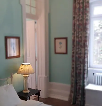 ゲストハウス The Romantic Suites & Garden (adults Only) シントラ