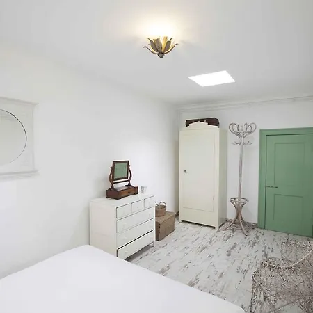 ゲストハウス The Romantic Suites & Garden (adults Only) シントラ